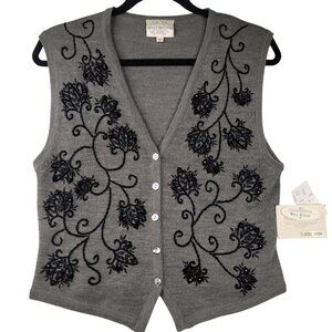 95 Susan Bristol Small Embroidered Floral Gray Sweater Vest Wool Blend Vintage